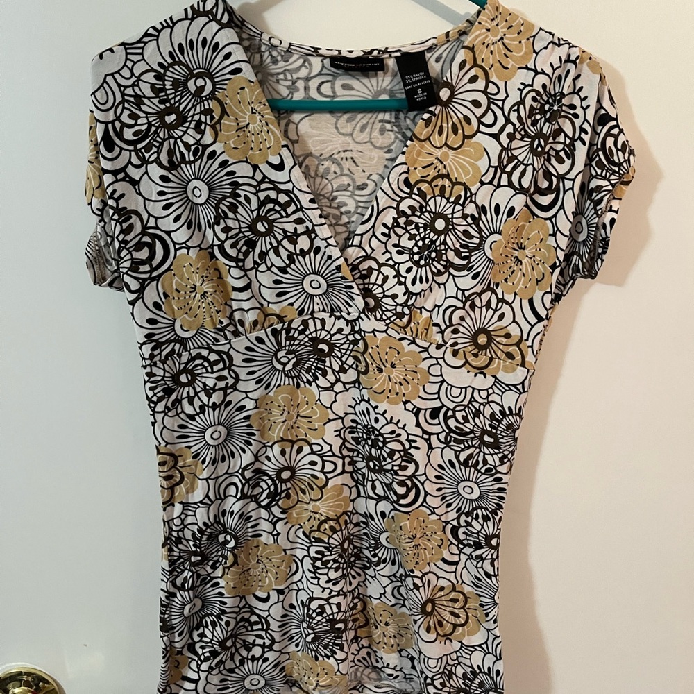 New York and company stretch small top